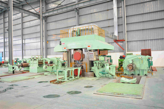Odwracalna walcarka na zimno 700mm 4hi