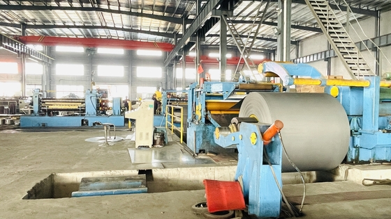 Maszyna do cięcia blachy o grubości 1800 mm z hydraulicznym odwijarką typu ciężkiego
