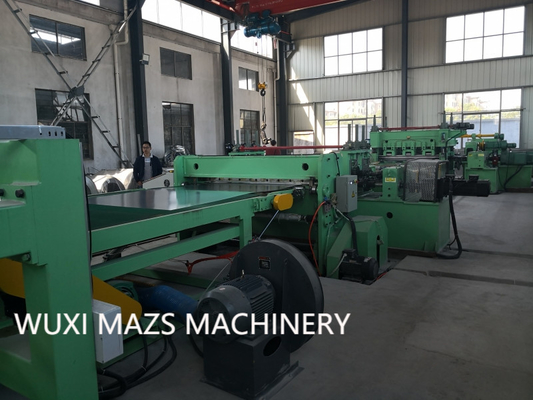 Automatyzacja do cięcia blach ze stali nierdzewnej Linia maszyn do czernienia na wymiar z precyzyjną maszyną MA 4X1800 mm