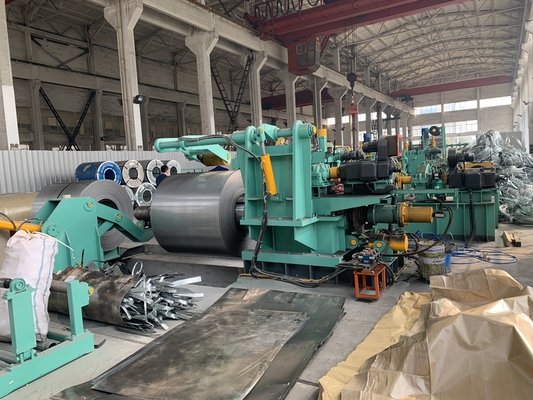 MA-(0,4 ~ 4) × 1600mm High Precision Slitting Line Szerokość paska jest zmienna 600mm. 1000mm, 1250mm, 1600mm, 1800mm