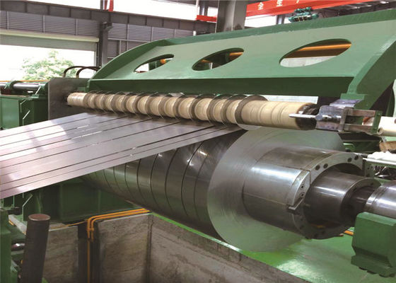 Maszyna do cięcia wzdłużnego cewki metalowej 600 mm z jednoramiennym rozwijaczem hydraulicznym