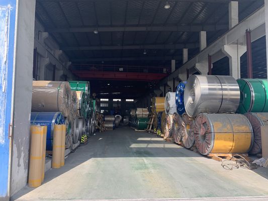 Maszyna do cięcia blachy stalowej z tolerancją ± 0,05 mm dla materiału stalowego
