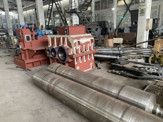 Linia do cięcia wzdłużnego o grubości 3-12 mm z hydraulicznym odwijarką typu ciężkiego