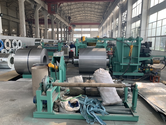 25m / min 380V metalowa linia cięcia na długość dla płyty węglowej